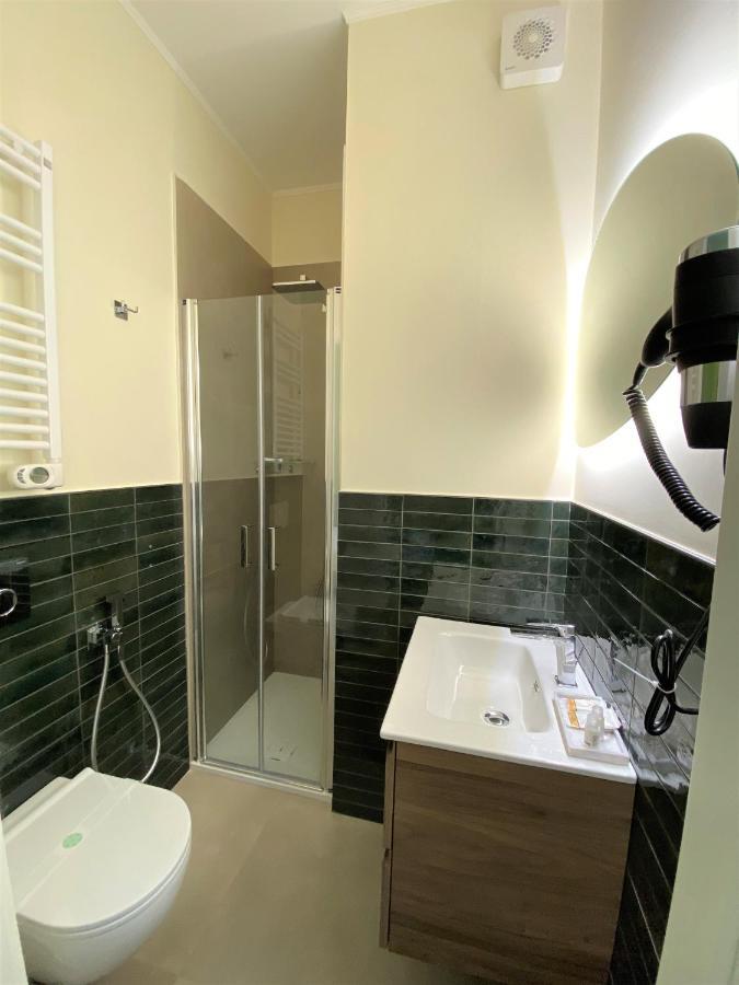 Levante Apartment And Room Bari Exterior foto